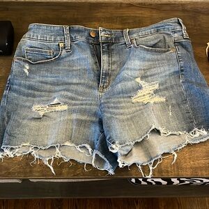 Universal threat Jean shorts High Rise Midi